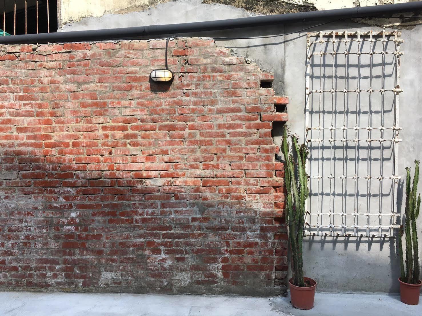 被愛咖啡小旅館 Birdeye Garden Tainan Esterno foto